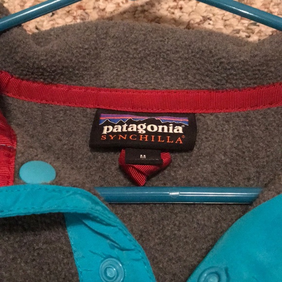 Women’s Medium Gray & Turquoise Patagonia Pullover - Picture 3 of 4